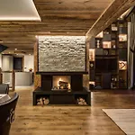 Ischgl Hidden Gem: Exclusive Chalet Modern